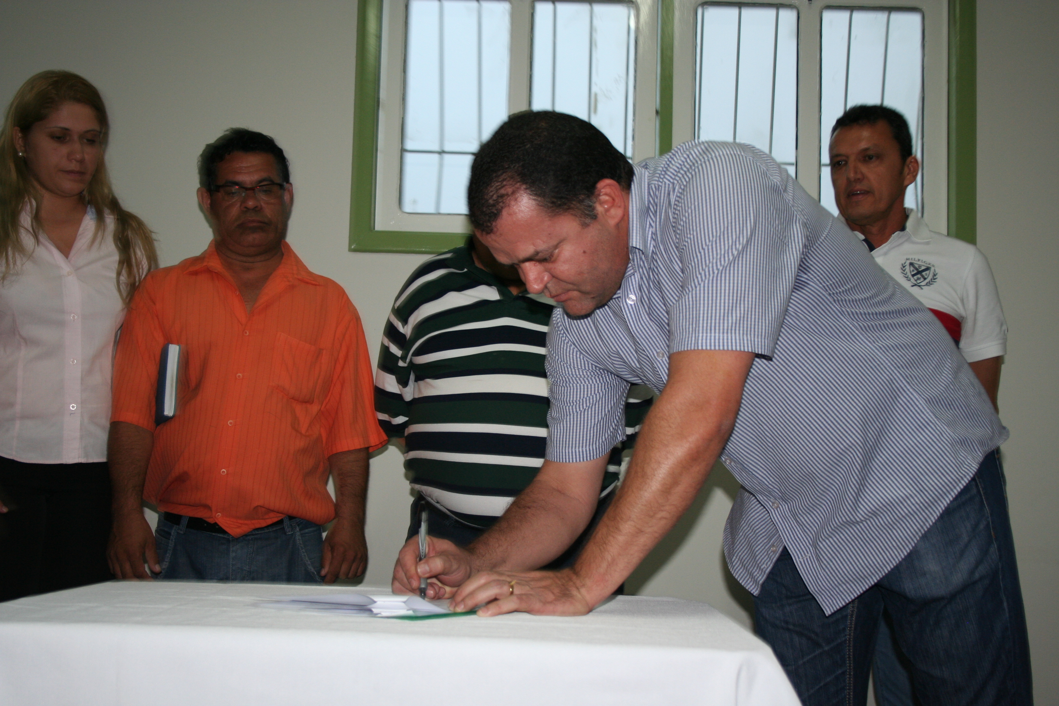 Câmara de Guanambi entrega sede da Fundação Joaquim Dias Guimarães