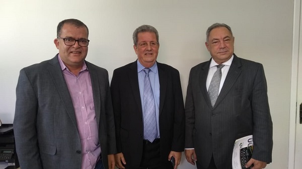 Fórum Legislativo Regional é realizado com sucesso em Guanambi